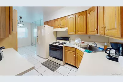 77-11 30th Avenue, East Elmhurst, NY 11370 - Photo 8