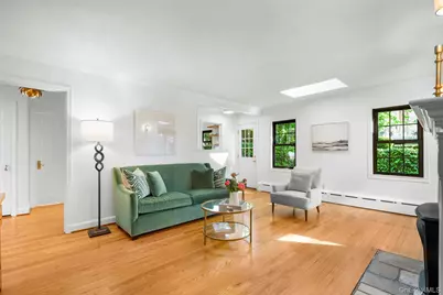 62 Myrtle Boulevard, Larchmont, NY 10538 - Photo 4