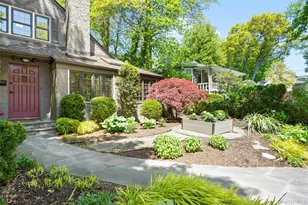 62 Myrtle Blvd, Larchmont, NY 10538 - Photo 2
