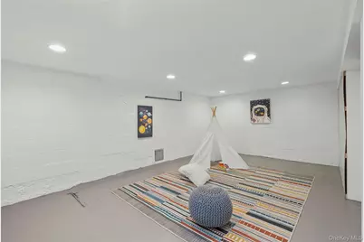 62 Myrtle Boulevard, Larchmont, NY 10538 - Photo 26