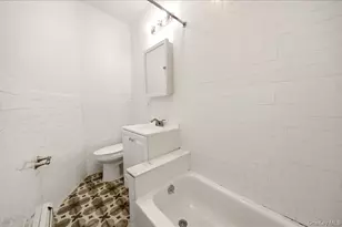 130 W 165th St, Bronx, NY 10452 - Photo 18