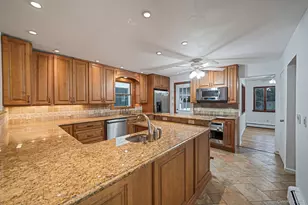 60 1st Ave, Medford, NY 11763 - Photo 6