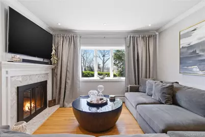 15 Bayard Avenue, Bayville, NY 11709 - Photo 2