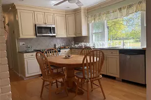 2 Dwarf Ln, Wantagh, NY 11793 - Photo 6