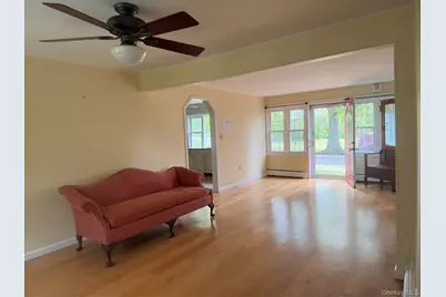2 Dwarf Lane, Wantagh, NY 11793 - Photo 8