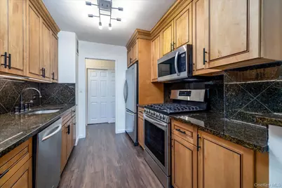 430 Shore Rd #8 H, Long Beach, NY 11561 - Photo 26