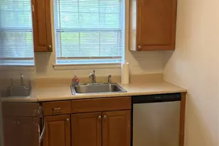 1 Doxbury Ln, Suffern, NY 10901 - Photo 6