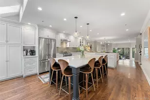 227 Boulder Ridge Rd, Scarsdale, NY 10583 - Photo 4