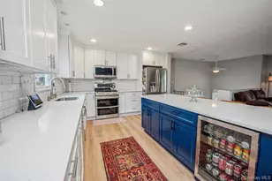 22 Valkill Dr, Poughkeepsie, NY 12601 - Photo 8