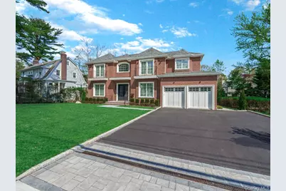 235 Schenck Avenue, Great Neck, NY 11021 - Photo 2