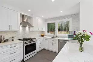 27 Ely Brook Rd, East Hampton, NY 11937 - Photo 12