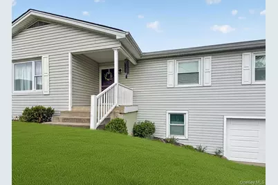 17 Regina Road, Highland Falls, NY 10928 - Photo 2