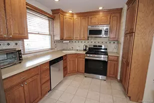 378 Gurley Ave, New York, NY 10308 - Photo 18