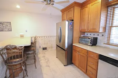 378 Gurley Avenue, New York, NY 10308 - Photo 20