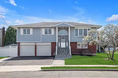 1 Sterling Court, Plainview, NY 11803 - Photo 1