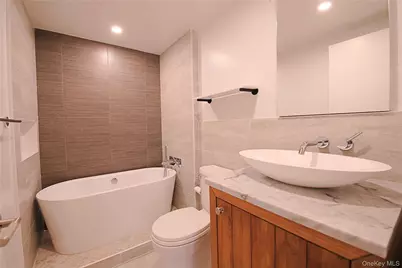 230 W Broadway #307, Long Beach, NY 11561 - Photo 18
