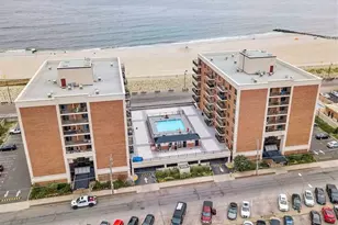 230 W Broadway, Long Beach, NY 11561 - Photo 2