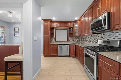 13301 226th Street, Springfield Gardens, NY 11413 - Photo 14