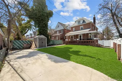 13301 226th Street, Springfield Gardens, NY 11413 - Photo 42