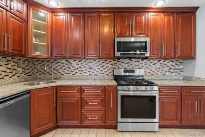 13301 226th Street, Springfield Gardens, NY 11413 - Photo 16