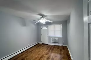 62-43 69th Pl, Middle Village, NY 11379 - Photo 4