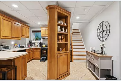 10 Colonial Drive, Smithtown, NY 11787 - Photo 28