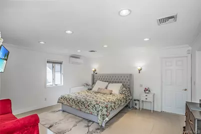 45 Concord Street, Lynbrook, NY 11563 - Photo 22