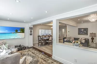 45 Concord Street, Lynbrook, NY 11563 - Photo 10