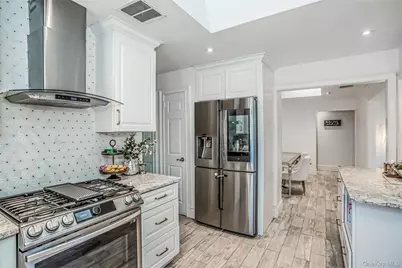 45 Concord Street, Lynbrook, NY 11563 - Photo 20