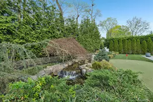155 Bengeyfield Dr, East Williston, NY 11596 - Photo 42