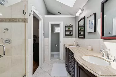155 Bengeyfield Drive, East Williston, NY 11596 - Photo 26