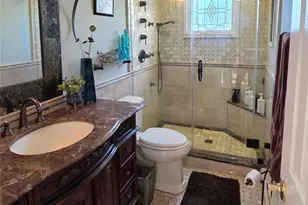 185 W Islip Rd, West Islip, NY 11795 - Photo 28