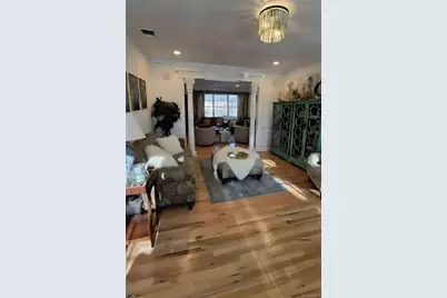 185 W Islip Road, West Islip, NY 11795 - Photo 20