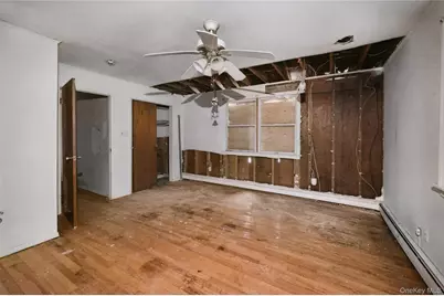 99 Wilson Avenue, Amityville, NY 11701 - Photo 18