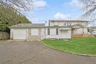 99 Wilson Ave, Amityville, NY 11701 - Photo 2