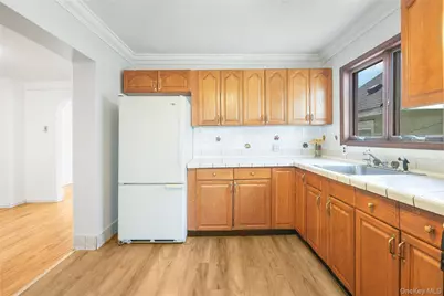 33 Hopper Street #1st Floor, Pleasantville, NY 10570 - Photo 12