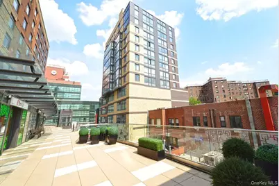 3916 Prince Street #6E, Flushing, NY 11354 - Photo 2