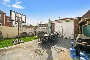2445 Yates Ave, Bronx, NY 10469 - Photo 24