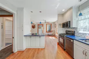 326 Litchfield Ave, Babylon, NY 11702 - Photo 18