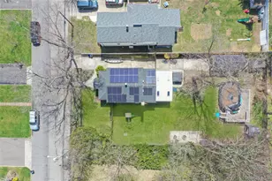 326 Litchfield Ave, Babylon, NY 11702 - Photo 4
