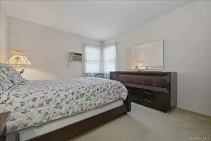 6 Brokaw Ave, Floral Park, NY 11001 - Photo 14