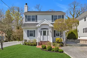 23 Grove St, Cold Spring Harbor, NY 11724 - Photo 2