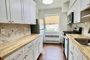31-14 71st St, East Elmhurst, NY 11370 - Photo 2