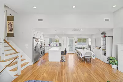 47 Favorite Lane, Jericho, NY 11753 - Photo 6