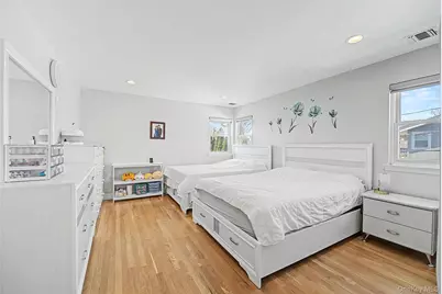 47 Favorite Lane, Jericho, NY 11753 - Photo 14
