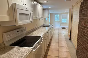 162 Spring Rd, Huntington, NY 11743 - Photo 8