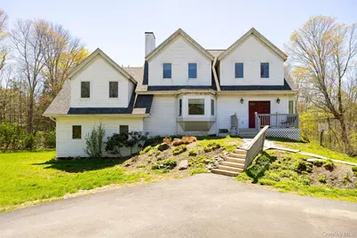 126 E Fallkill Road, Hyde Park, NY 12538 - Photo 2
