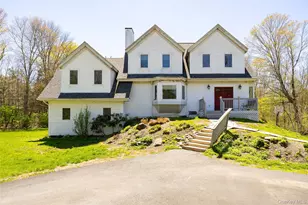 126 E Fallkill Rd, Hyde Park, NY 12538 - Photo 2