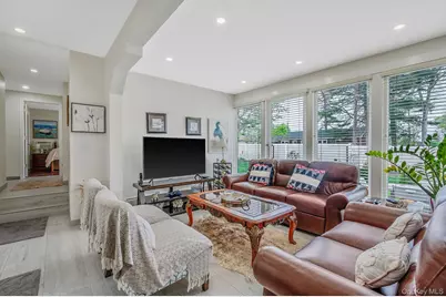 122 McKinley Street, Brentwood, NY 11717 - Photo 6