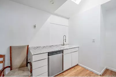 122 McKinley Street, Brentwood, NY 11717 - Photo 18